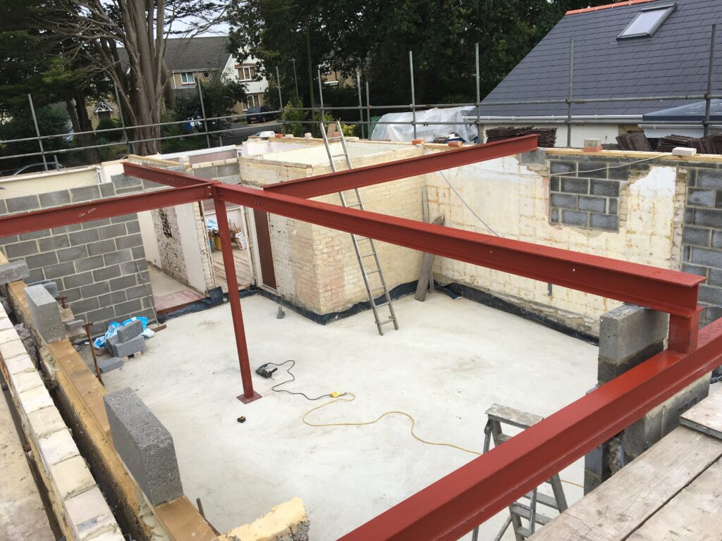 On-site welding London for steel frames and columns
